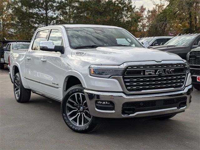 2025 RAM Ram 1500 RAM 1500 LIMITED CREW CAB 4X4 57 BOX
