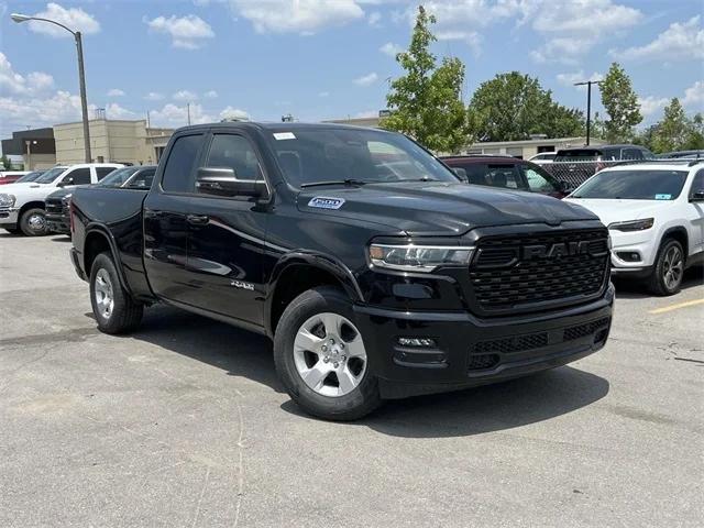 2025 RAM Ram 1500 RAM 1500 BIG HORN QUAD CAB 4X2 64 BOX