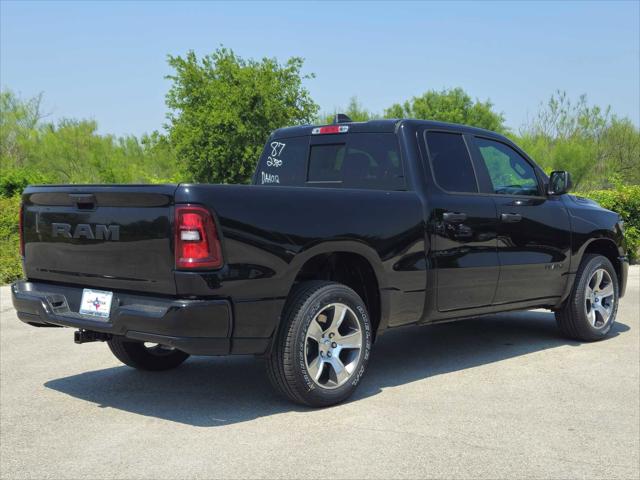 2025 RAM Ram 1500 RAM 1500 TRADESMAN QUAD CAB 4X2 64 BOX