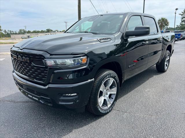 2025 RAM Ram 1500 RAM 1500 TRADESMAN CREW CAB 4X4 57 BOX