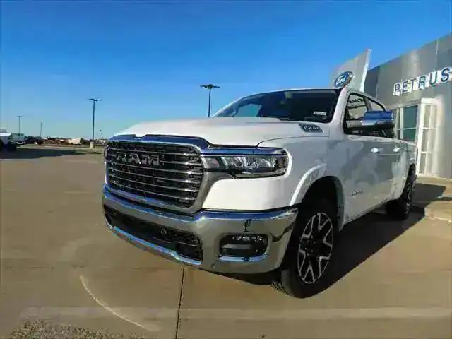 2025 RAM Ram 1500 RAM 1500 LARAMIE CREW CAB 4X4 57 BOX