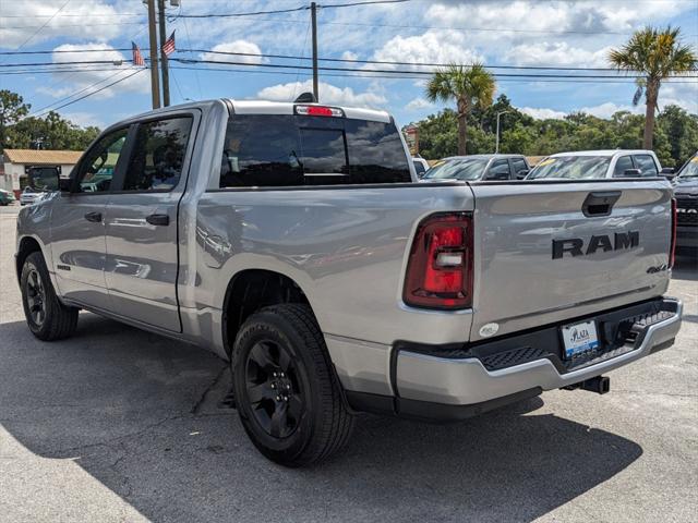 2025 RAM Ram 1500 RAM 1500 TRADESMAN CREW CAB 4X4 57 BOX