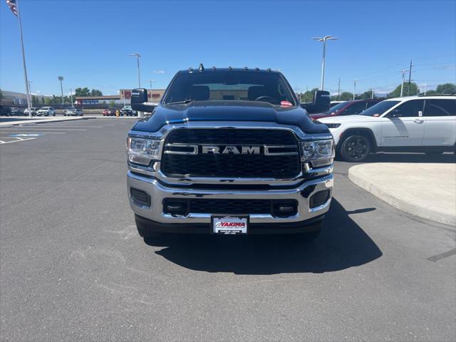 2024 RAM Ram 3500 RAM 3500 TRADESMAN CREW CAB 4X4 8 BOX