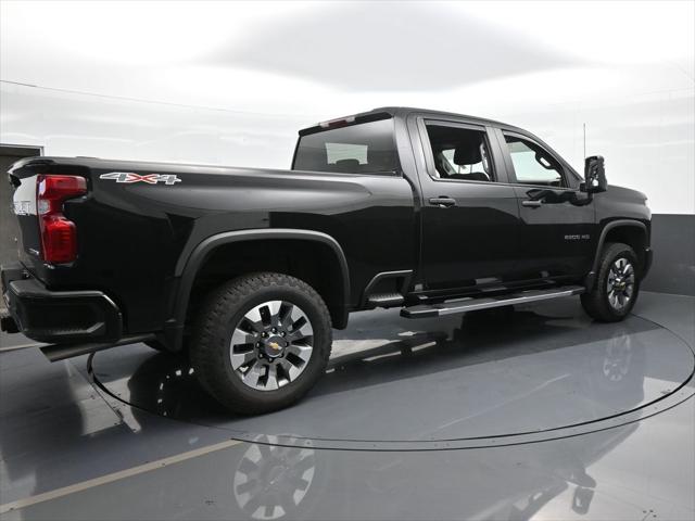 2024 Chevrolet Silverado 2500HD 4WD Crew Cab Standard Bed Custom