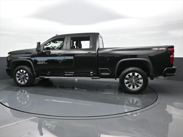 2024 Chevrolet Silverado 2500HD 4WD Crew Cab Standard Bed Custom