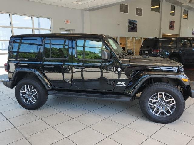 2024 Jeep Wrangler WRANGLER 4-DOOR SAHARA