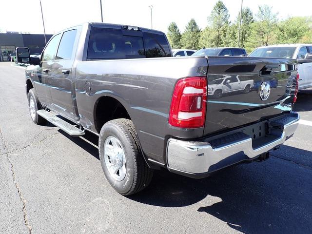 2024 RAM Ram 3500 RAM 3500 TRADESMAN CREW CAB 4X4 64 BOX