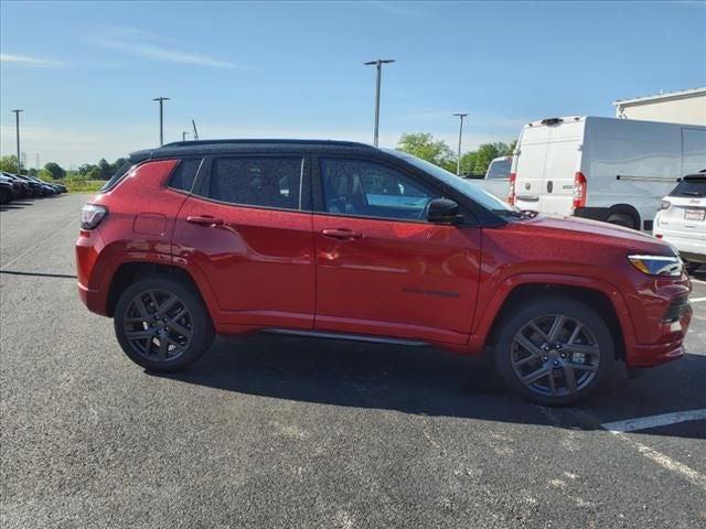 2024 Jeep Compass COMPASS LIMITED 4X4