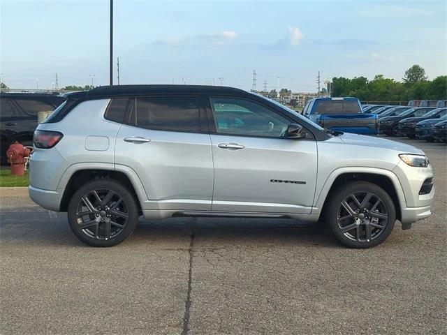 2024 Jeep Compass COMPASS LIMITED 4X4