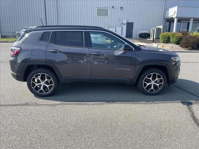 2024 Jeep Compass COMPASS LIMITED 4X4