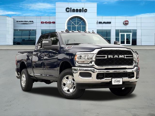 2024 RAM 2500 Tradesman Crew Cab 4x4 64 Box