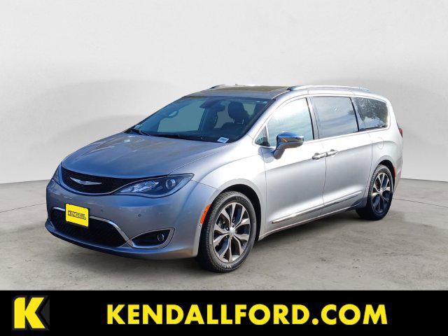 2017 Chrysler Pacifica Limited for sale in Eugene, OR