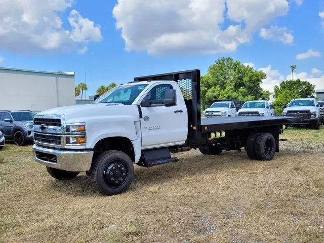 2024 Chevrolet Silverado 6500HD 1WT