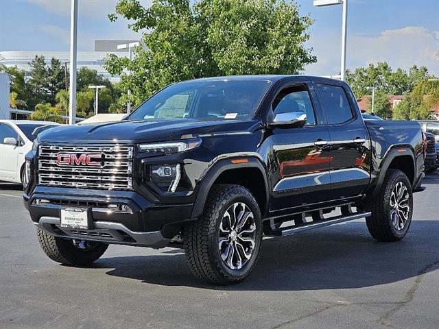 2024 GMC Canyon 4WD Denali 16