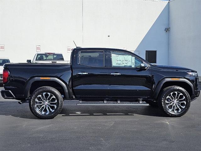 2024 GMC Canyon 4WD Denali 19