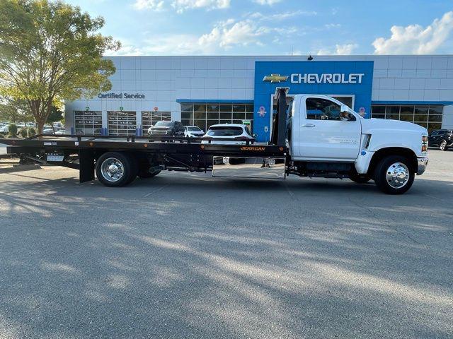 2024 Chevrolet Silverado 6500HD 1WT