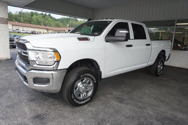 2024 RAM Ram 2500 RAM 2500 TRADESMAN CREW CAB 4X4 64 BOX