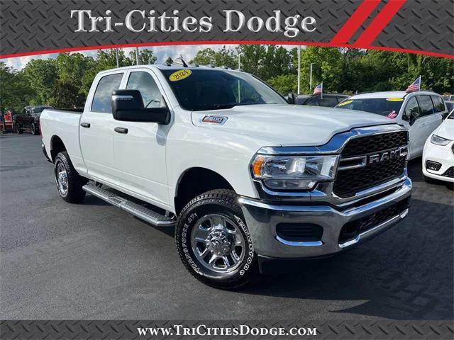 2024 RAM Ram 2500 RAM 2500 TRADESMAN CREW CAB 4X4 64 BOX