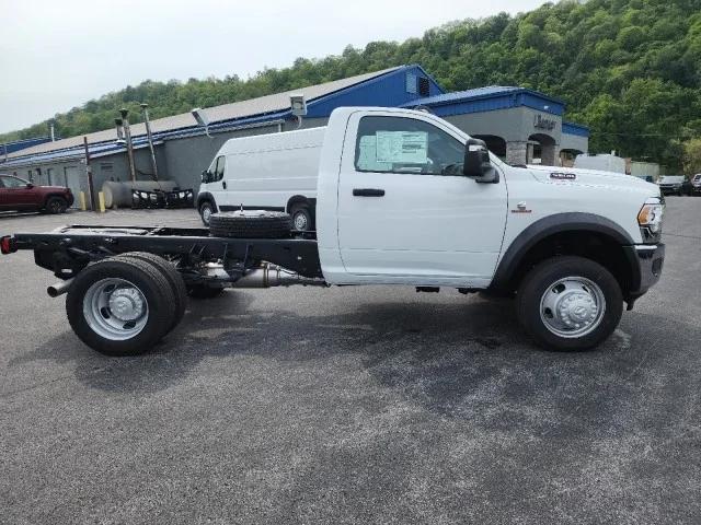 2024 RAM Ram 5500 Chassis Cab RAM 5500 TRADESMAN CHASSIS REGULAR CAB 4X4 60 CA