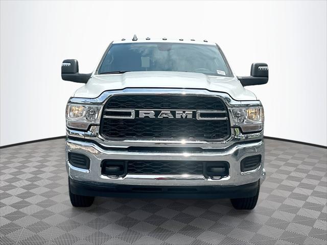 2024 RAM Ram 3500 RAM 3500 TRADESMAN CREW CAB 4X4 8 BOX