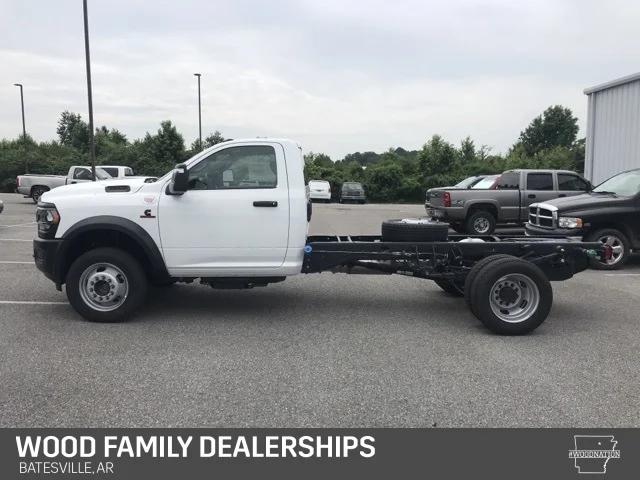 2024 RAM Ram 5500 Chassis Cab RAM 5500 TRADESMAN CHASSIS REGULAR CAB 4X4 84 CA