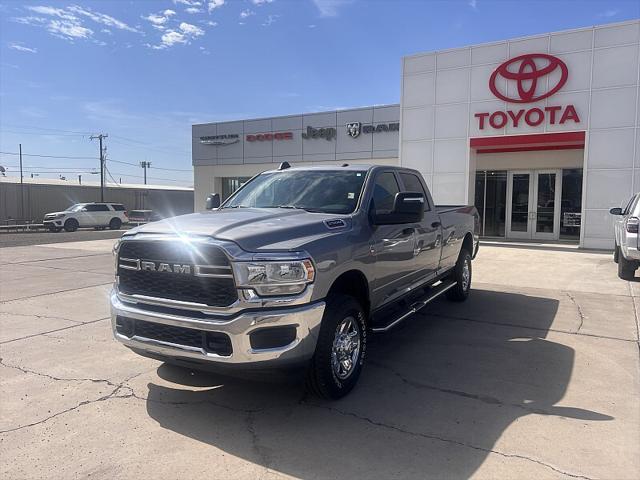 2024 RAM Ram 2500 RAM 2500 TRADESMAN CREW CAB 4X4 8 BOX