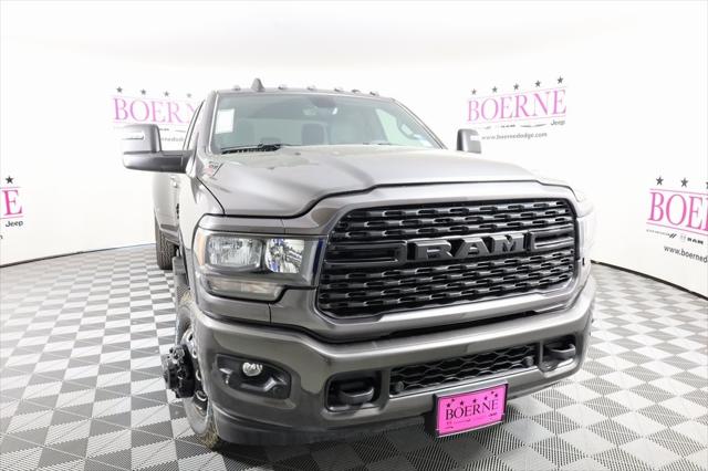 2024 RAM Ram 3500 RAM 3500 BIG HORN CREW CAB 4X4 8 BOX