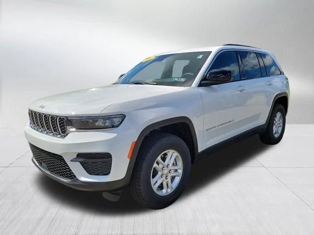 2024 Jeep Grand Cherokee GRAND CHEROKEE LAREDO 4X4