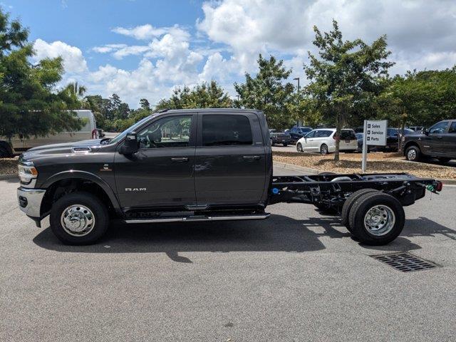 2024 RAM Ram 3500 Chassis Cab RAM 3500 LARAMIE CREW CAB CHASSIS 4X4 60 CA