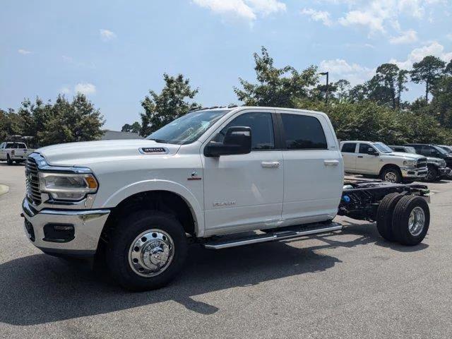 2024 RAM Ram 3500 Chassis Cab RAM 3500 LARAMIE CREW CAB CHASSIS 4X4 60 CA