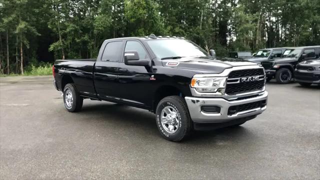 2024 RAM Ram 2500 RAM 2500 TRADESMAN CREW CAB 4X4 8 BOX