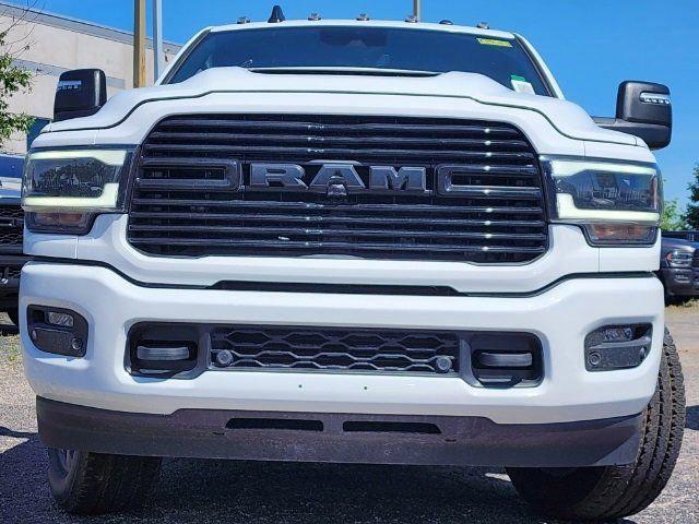 2024 RAM Ram 3500 RAM 3500 LARAMIE CREW CAB 4X4 64 BOX