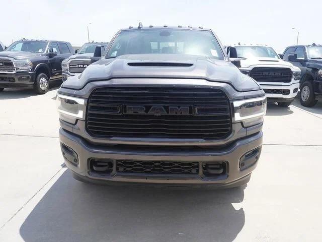 2024 RAM Ram 3500 RAM 3500 LARAMIE MEGA CAB 4X4 64 BOX