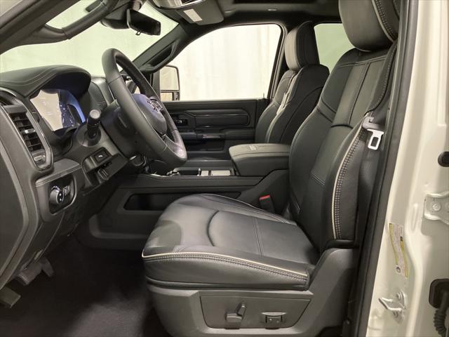 2024 RAM Ram 2500 RAM 2500 LIMITED MEGA CAB 4X4 64 BOX