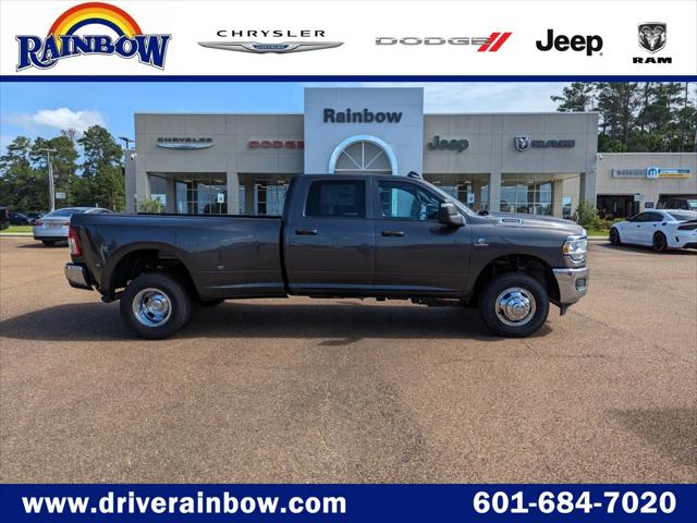 2024 RAM Ram 3500 RAM 3500 TRADESMAN CREW CAB 4X4 8 BOX