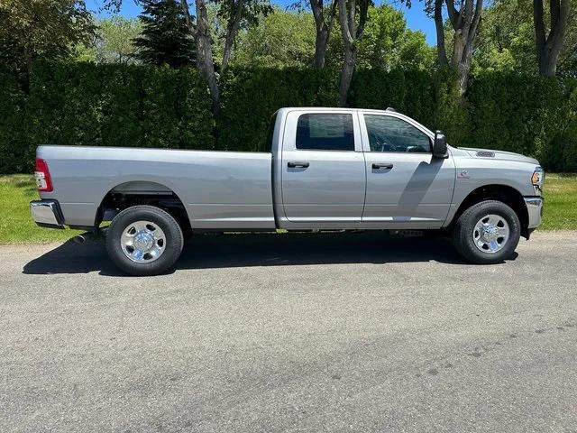 2024 RAM Ram 2500 RAM 2500 TRADESMAN CREW CAB 4X4 8 BOX