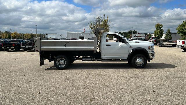 2024 RAM Ram 5500 Chassis Cab RAM 5500 TRADESMAN CHASSIS REGULAR CAB 4X4 84 CA