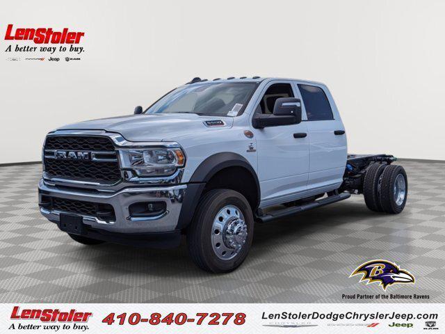 2024 RAM Ram 5500 Chassis Cab RAM 5500 TRADESMAN CHASSIS CREW CAB 4X4 60 CA