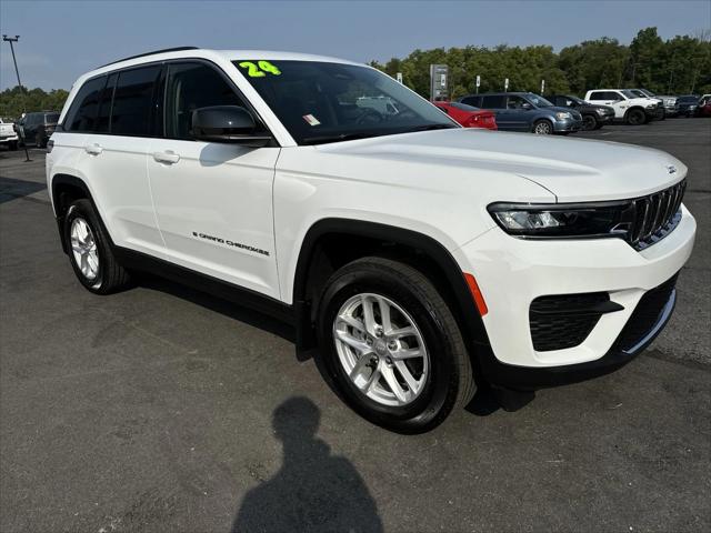 2024 Jeep Grand Cherokee Laredo X 4x4