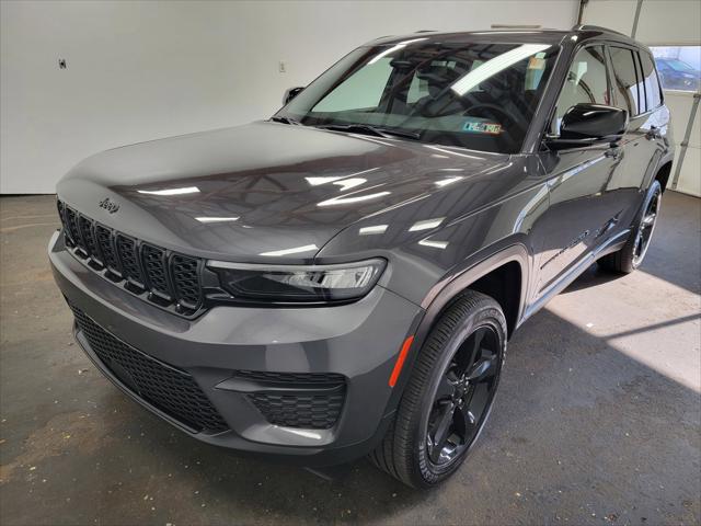 2023 Jeep Grand Cherokee Altitude 4x4