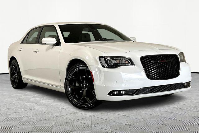 Used 2022 Chrysler 300 For Sale in OLIVE BRANCH, MS