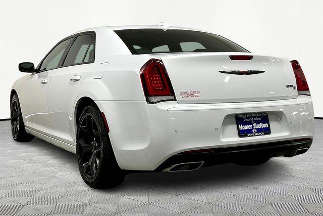 Used 2022 Chrysler 300 For Sale in Olive Branch, MS