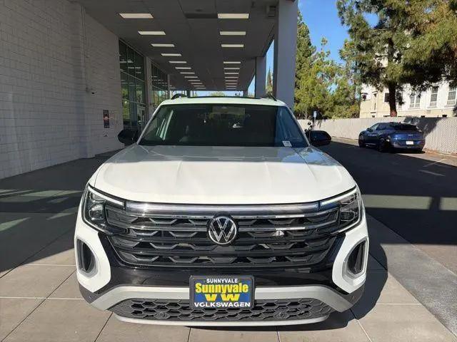 2024 Volkswagen Atlas 2.0T Peak Edition SE w/Technology