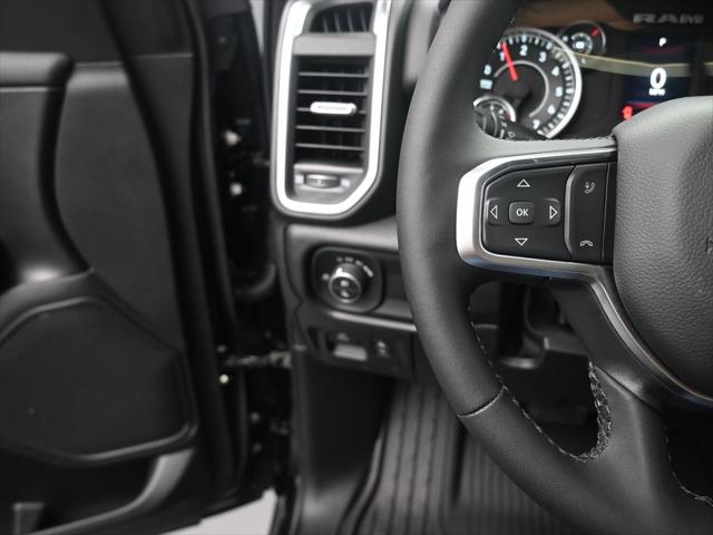 2025 RAM Ram 1500 RAM 1500 LONE STAR CREW CAB 4X4 57 BOX