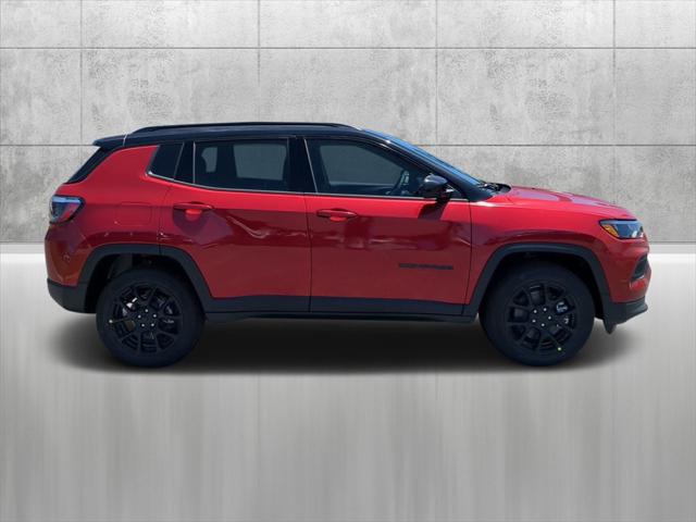 2024 Jeep Compass COMPASS LATITUDE 4X4