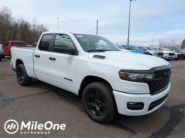 2025 RAM Ram 1500 RAM 1500 TRADESMAN QUAD CAB 4X4 64 BOX