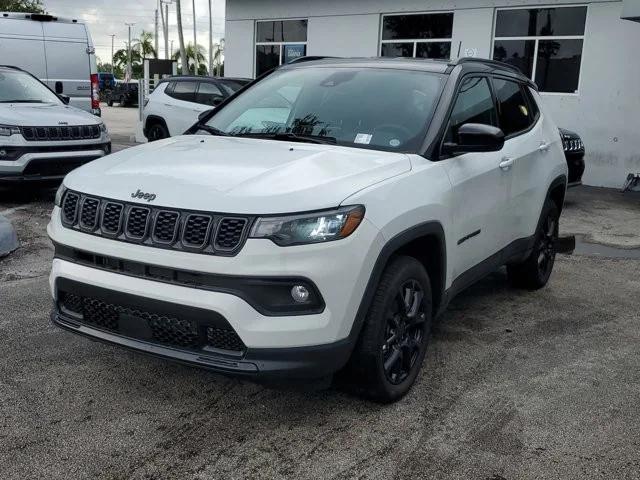 2024 Jeep Compass COMPASS LATITUDE 4X4