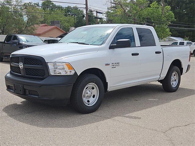 2024 RAM Ram 1500 Classic RAM 1500 CLASSIC TRADESMAN CREW CAB 4X4 57 BOX