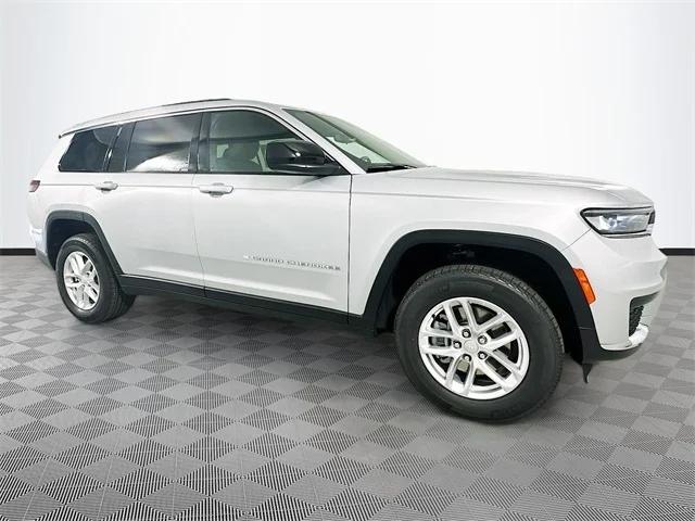 2024 Jeep Grand Cherokee GRAND CHEROKEE L LAREDO X 4X4