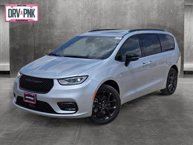 2024 Chrysler Pacifica PACIFICA LIMITED AWD